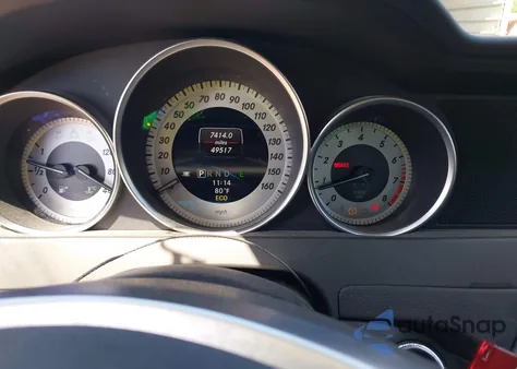 2013 Mercedes-Benz C 300 Luxury 4Matic/Sport 4Matic z USA, uszkodzony, nr VIN WDDGF8AB1DR291773